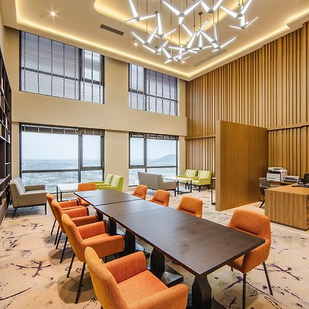 Holiday Inn Putian Xiuyu By Ihg Zewnętrze zdjęcie